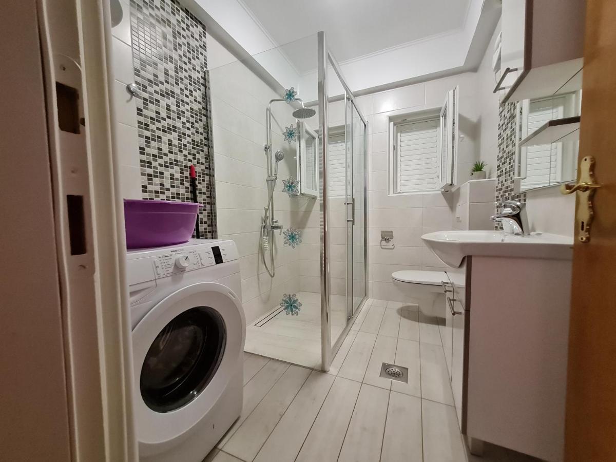 Apartments Nada Mundanije 外观 照片