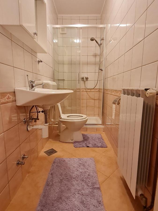 Apartments Nada Mundanije 外观 照片