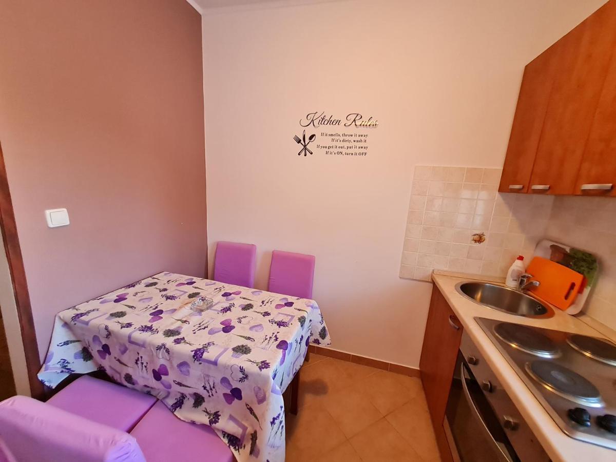Apartments Nada Mundanije 外观 照片
