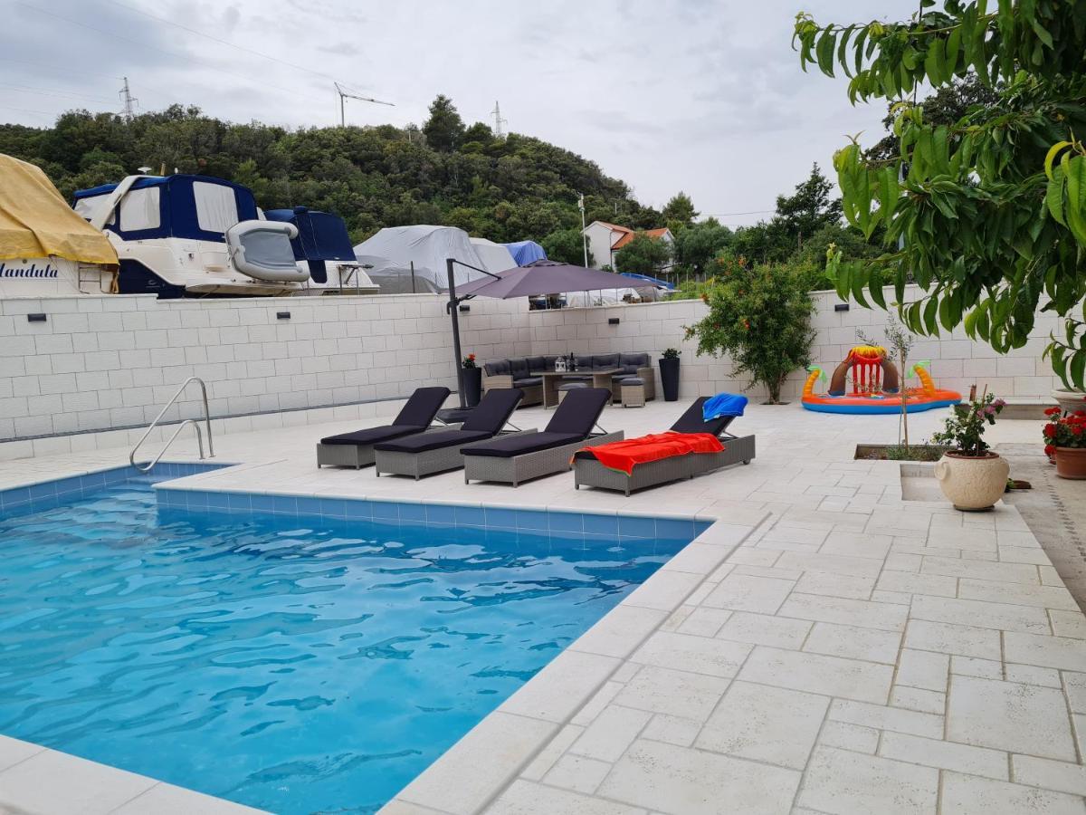 Apartments Nada Mundanije 外观 照片